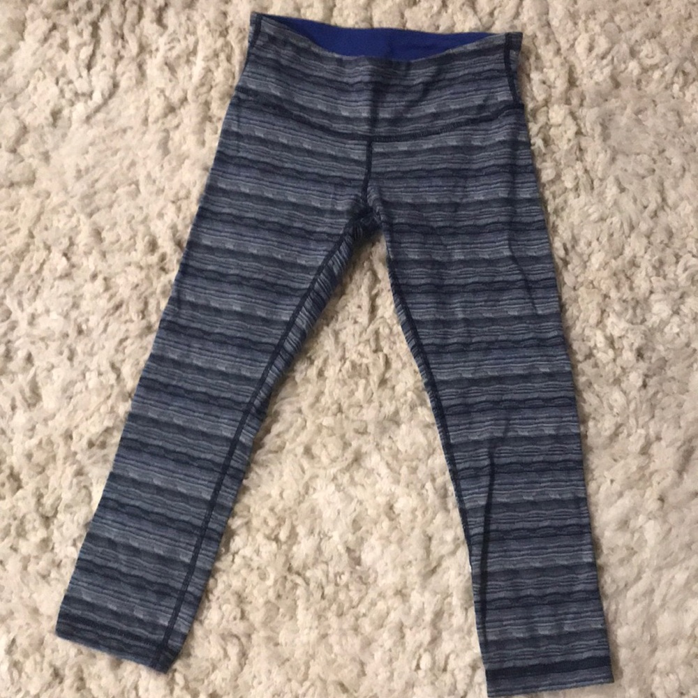 Lululemon crops